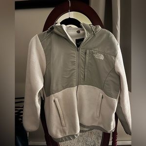 Women's North Face White Gray Denali Fleece Jacket